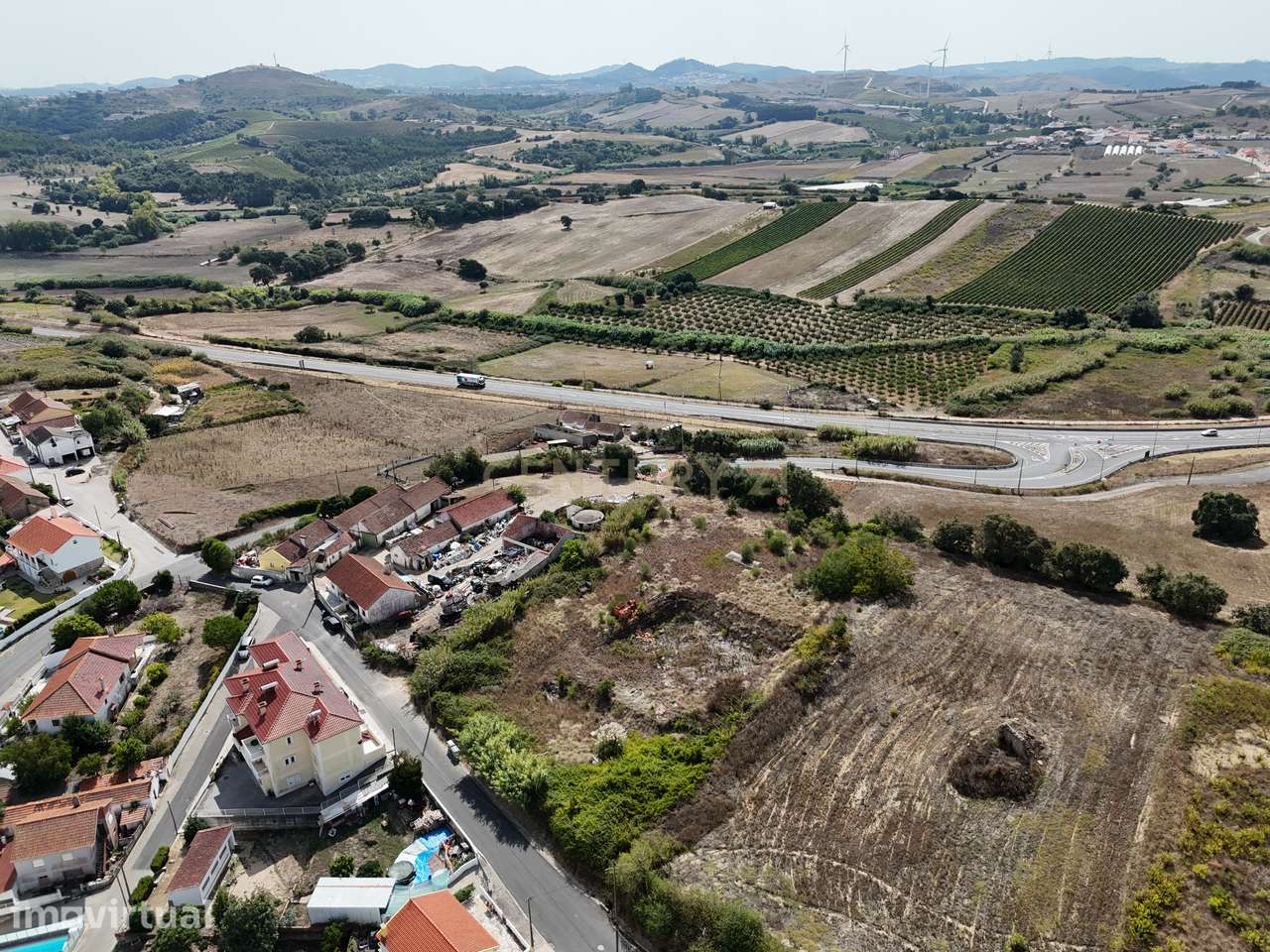 TERRENO PARA CONSTRUÇÃO - Grande imagem: 5/6