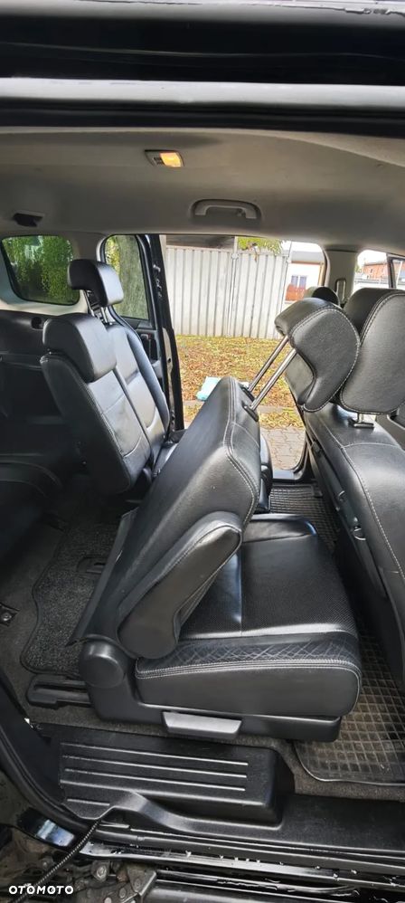 Mazda 5 2.0 Sport - 16