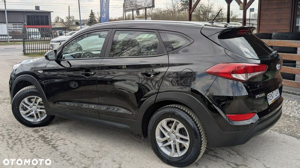 Hyundai Tucson - 8