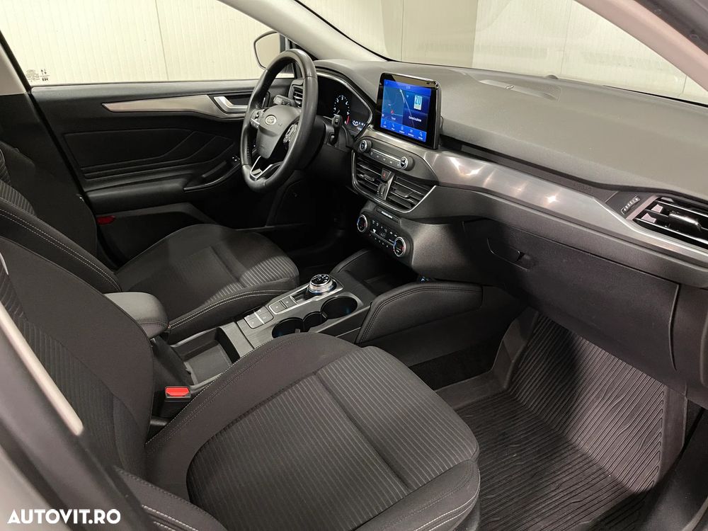 Ford Focus 1.5 EcoBlue Titanium - 11