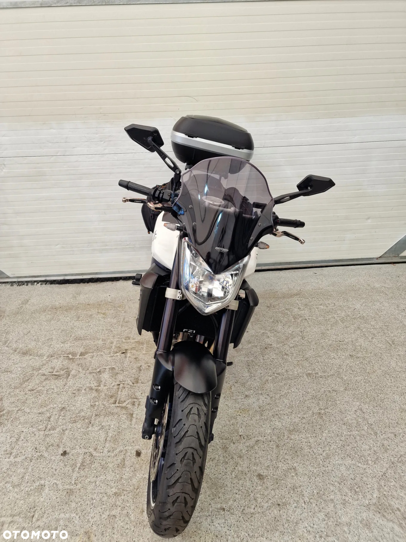 Yamaha FZ - 15