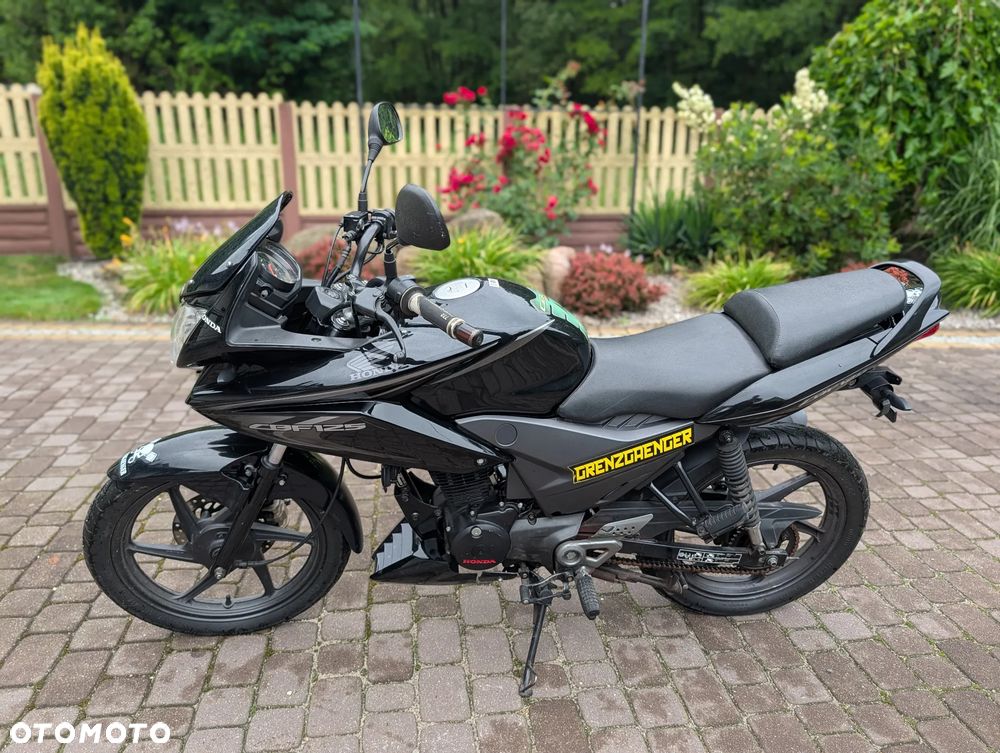 Honda CB - 2
