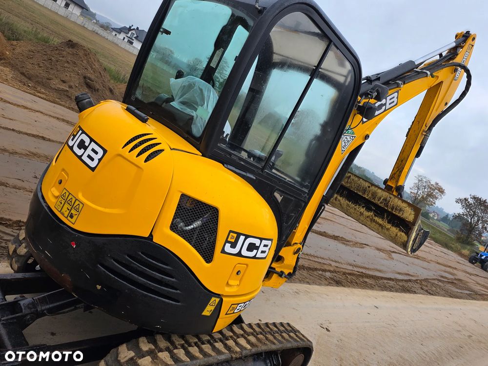 JCB JCB 8026 mini koparka 3 łyżki szybkozłącze 1 wł sprowadzona serwisowana idealna 8025 - 13