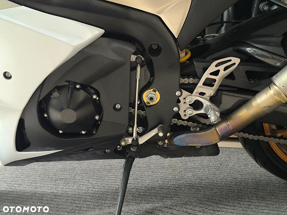 Suzuki GSX-R - 8