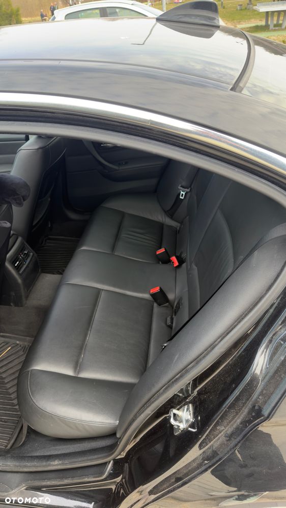 BMW Seria 3 325i - 35