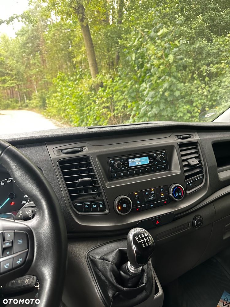 Ford Transit Custom - 8