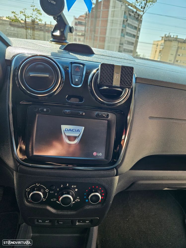 Dacia Lodgy 1.5 dCi Stepway 7L - 17