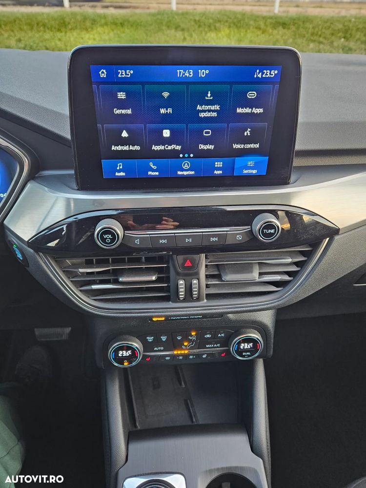 Ford Kuga 2.0 EcoBlue A8 AWD ST Line X - 14