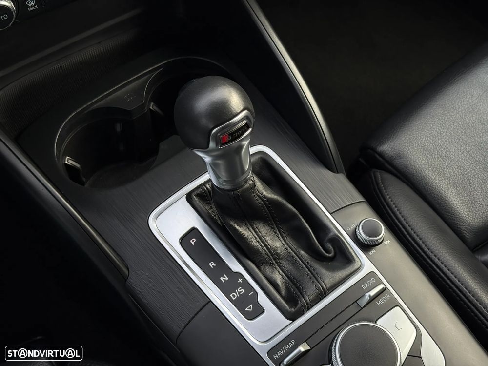 Audi A3 1.6 TDI S tronic - 14