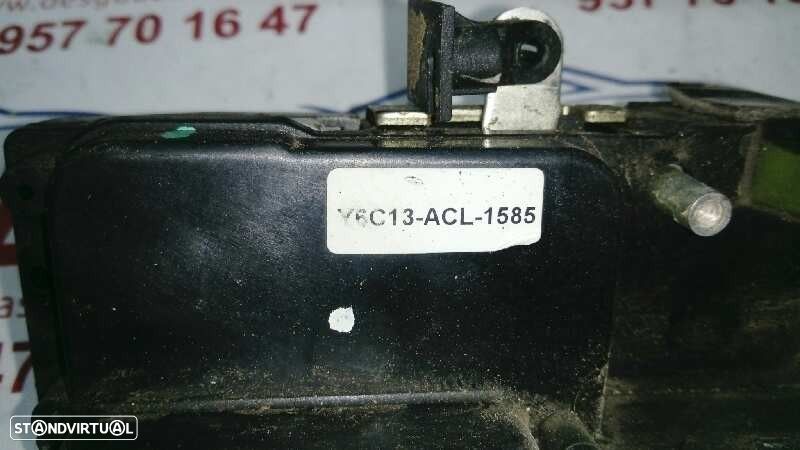 FECHADURA PORTA FRONTAL DIREITA FORD FIESTA V 2006 -Y6C13ACL1585 - 2
