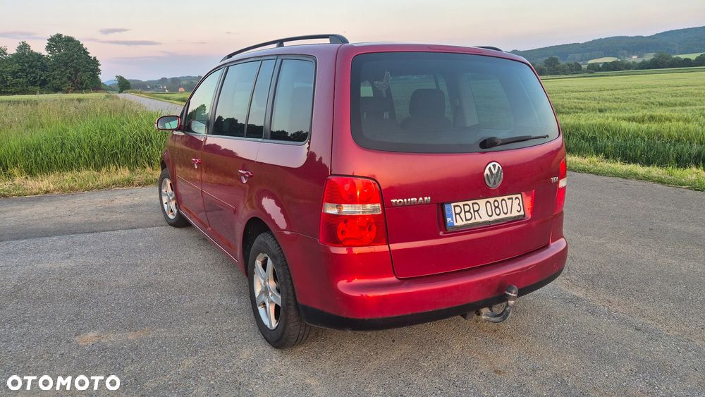 Volkswagen Touran 1.9 TDI Welcome - 6