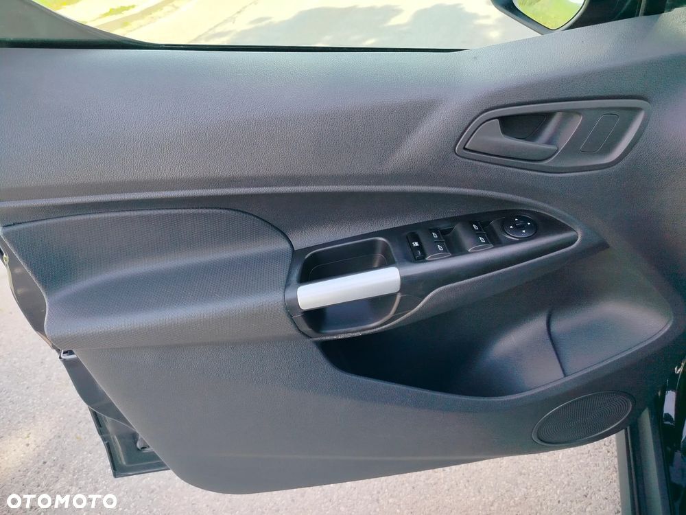 Ford Tourneo Connect Grand 1.6 TDCi Titanium - 28