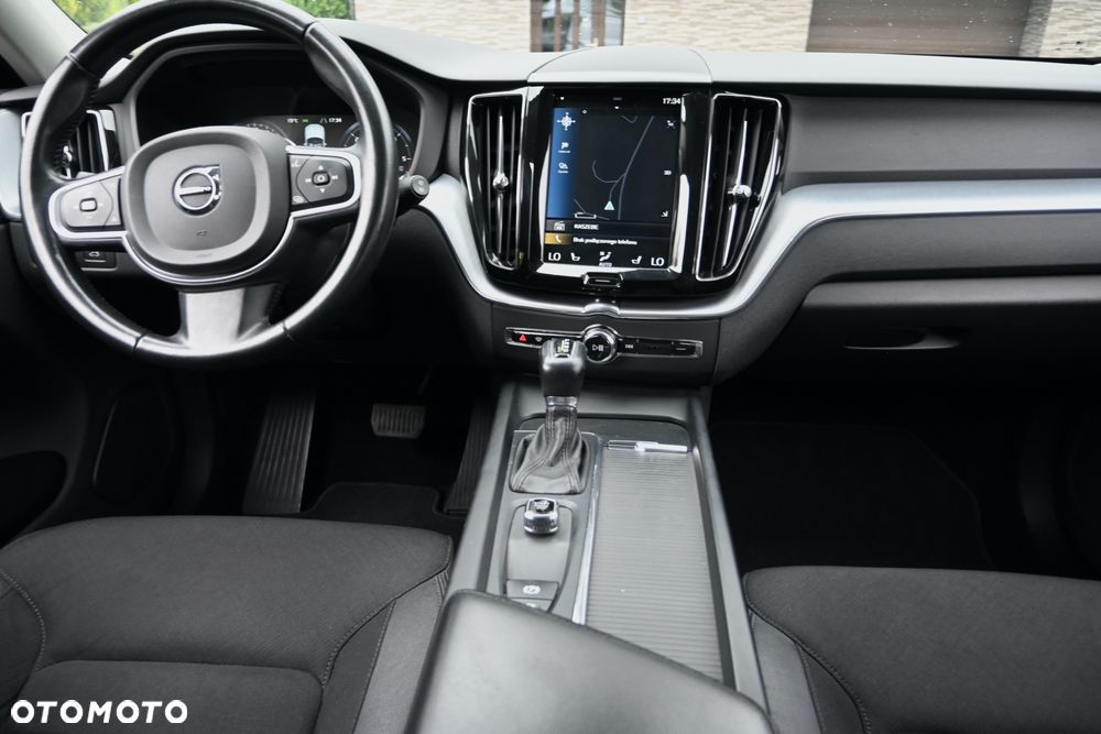 Volvo XC 60 D4 Geartronic Momentum Pro - 20
