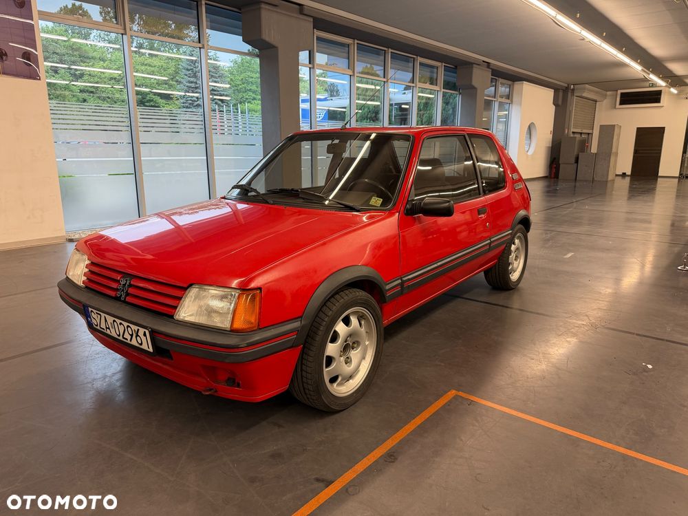 Peugeot 205 - 3