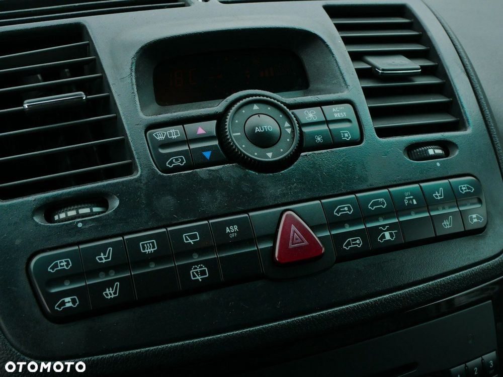 Mercedes-Benz Viano - 25