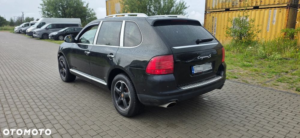 Porsche Cayenne - 6