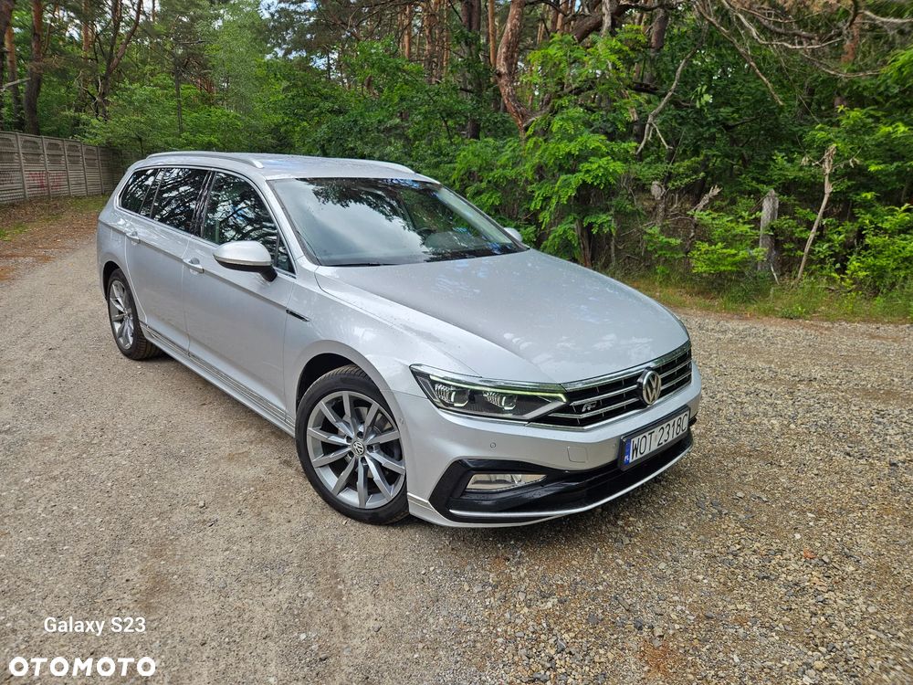 Volkswagen Passat 2.0 TDI SCR DSG 4Motion Elegance - 1