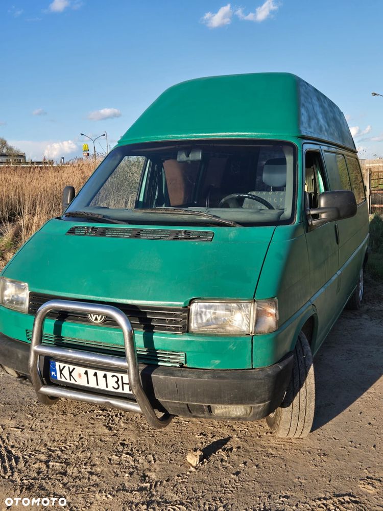 Volkswagen Transporter - 1