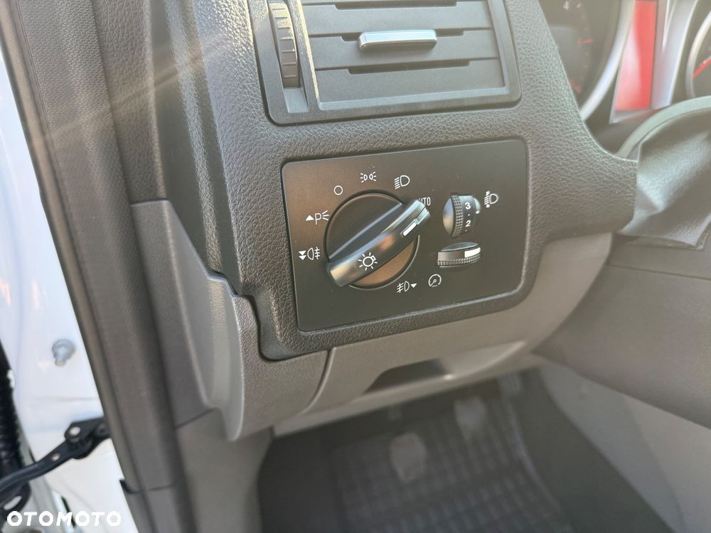 Ford Kuga 2.0 TDCi 4WD Titanium Plus - 24