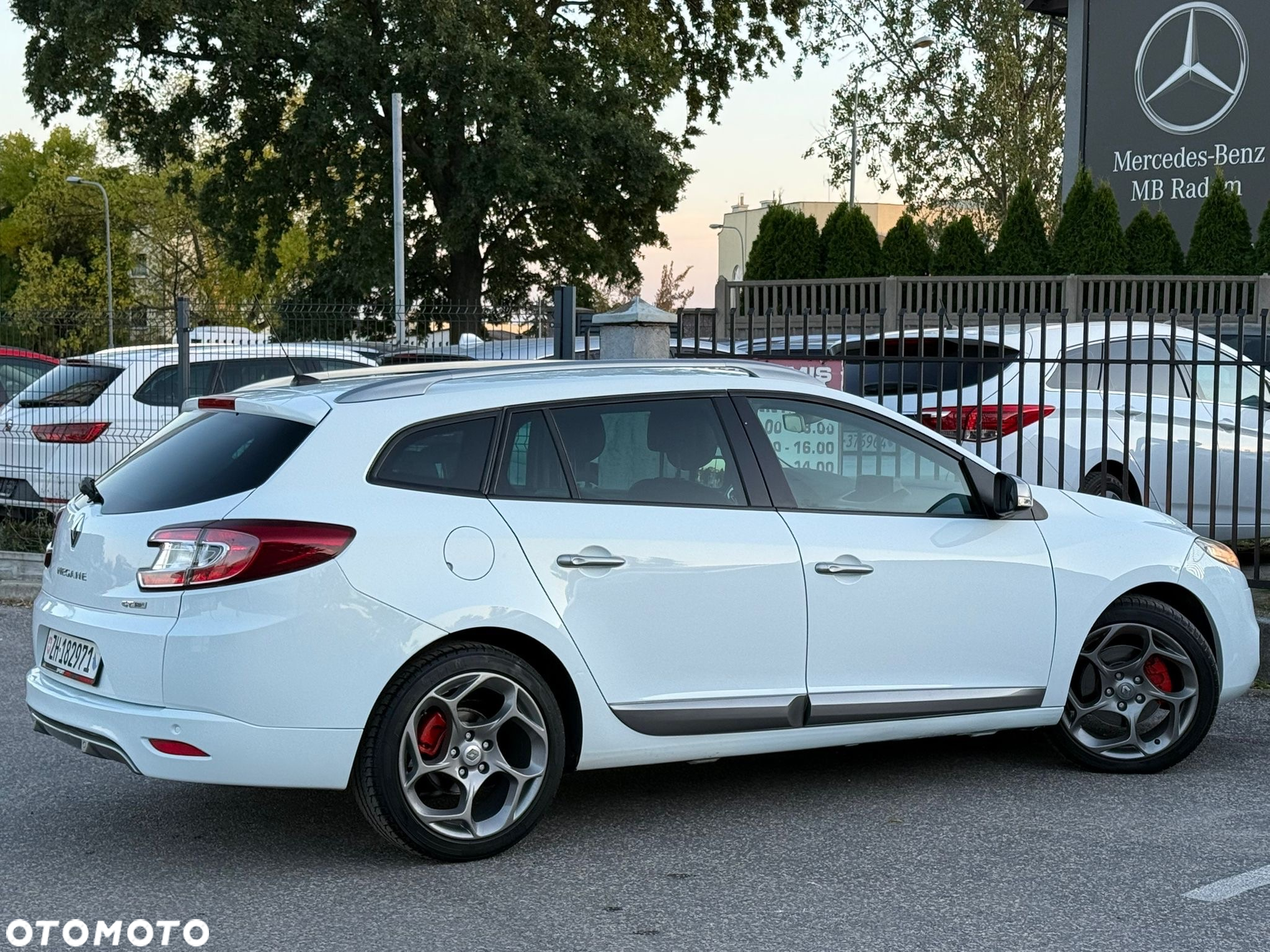 Renault Megane Grandtour TCe 180 GT - 7