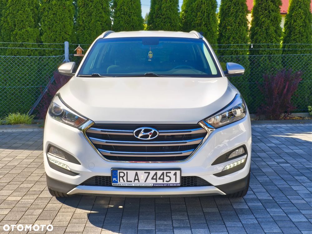 Hyundai Tucson 1.7 CRDI BlueDrive GO 2WD - 9