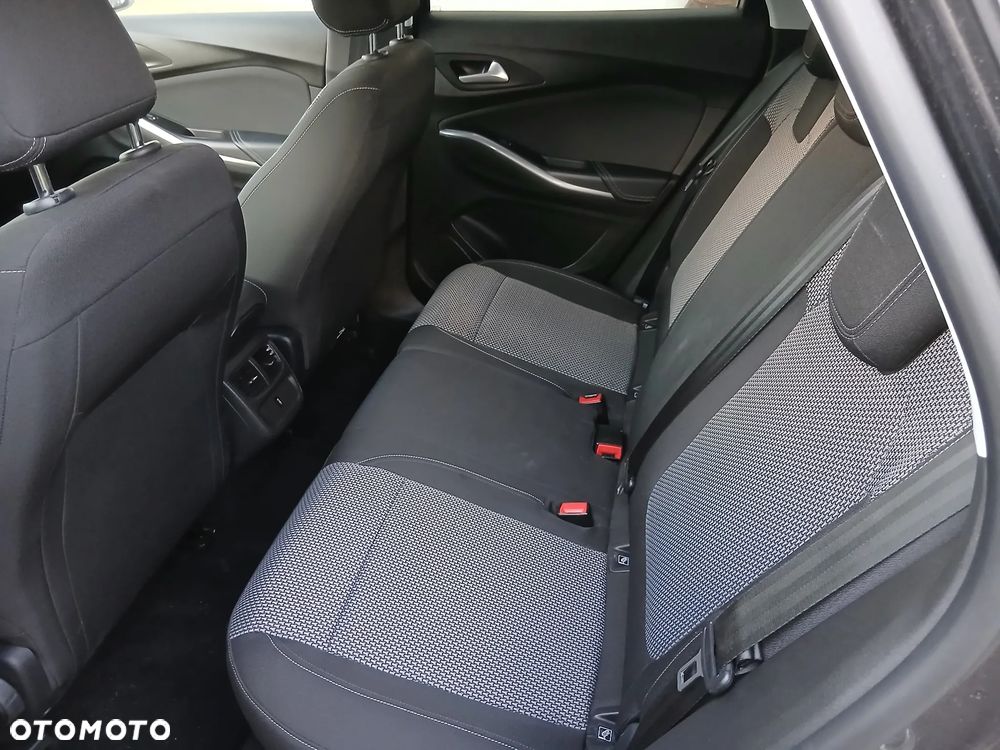 Opel Grandland X - 12