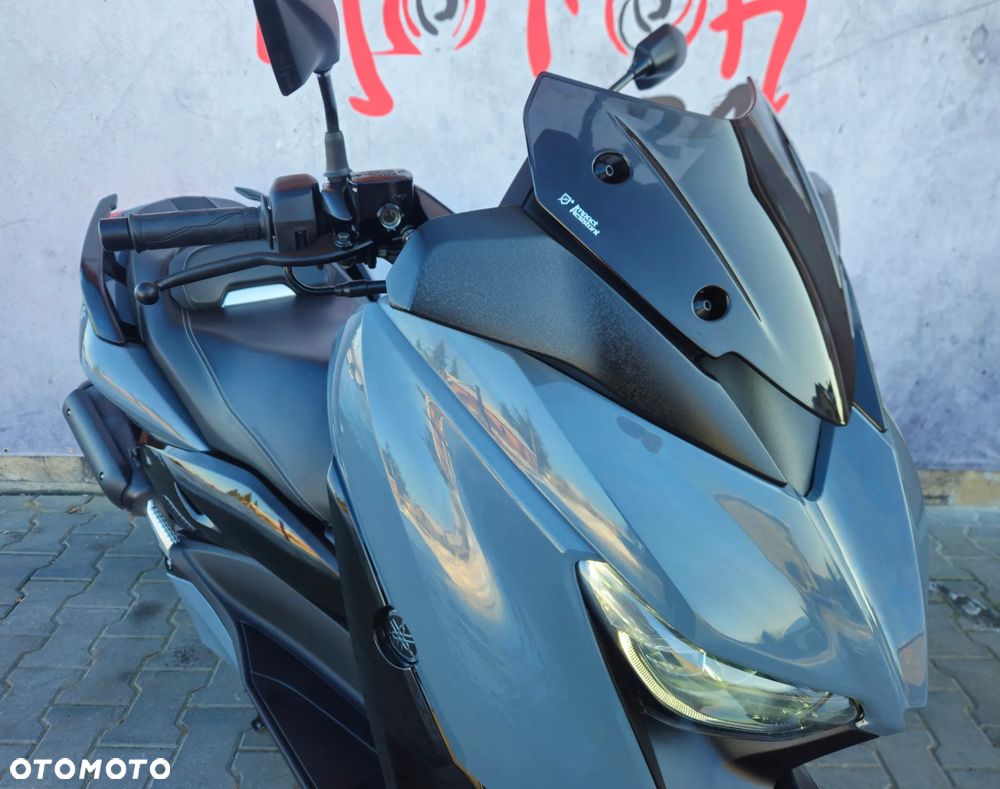 Yamaha X-max - 17