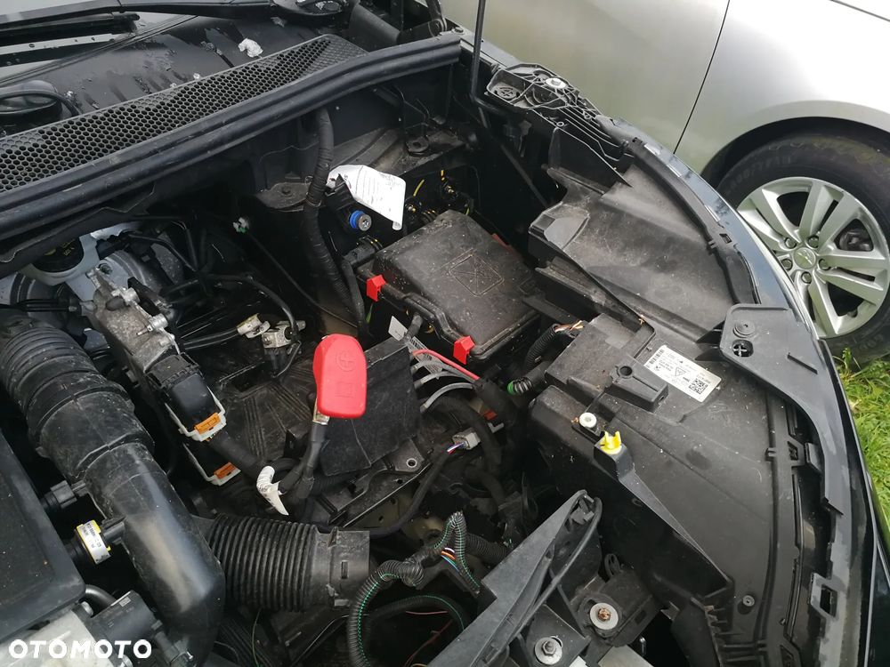 Peugeot 3008 PureTech 130 Stop & Start GPF Active Pack - 10