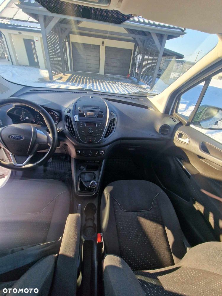 Ford Transit Courier - 5