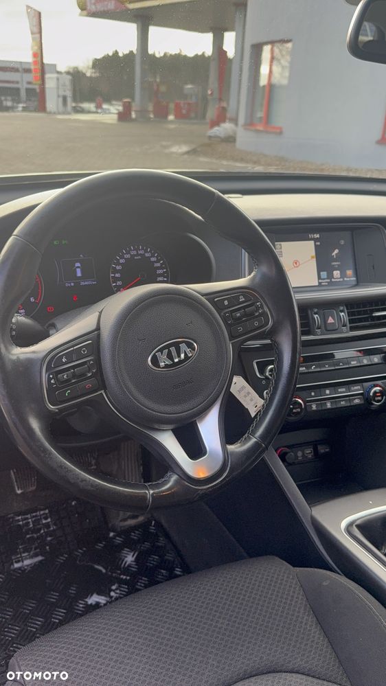 Kia Optima 1.7 CRDI L - 8