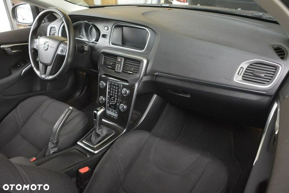 Volvo V40 D2 Drive-E Kinetic - 18