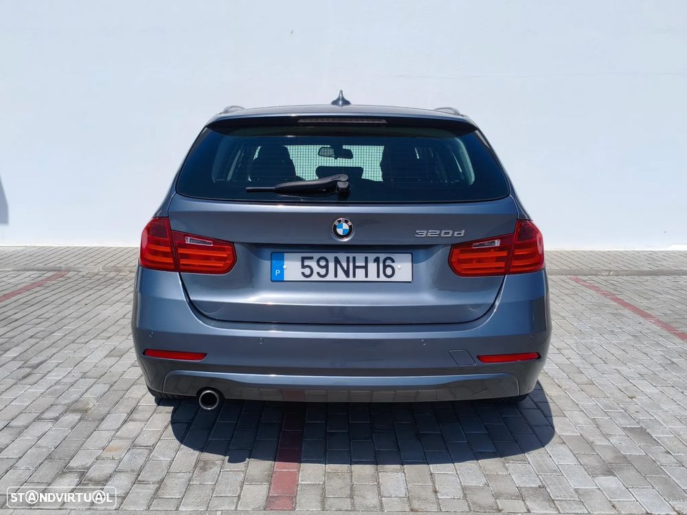 BMW 320 d Line Sport - 16
