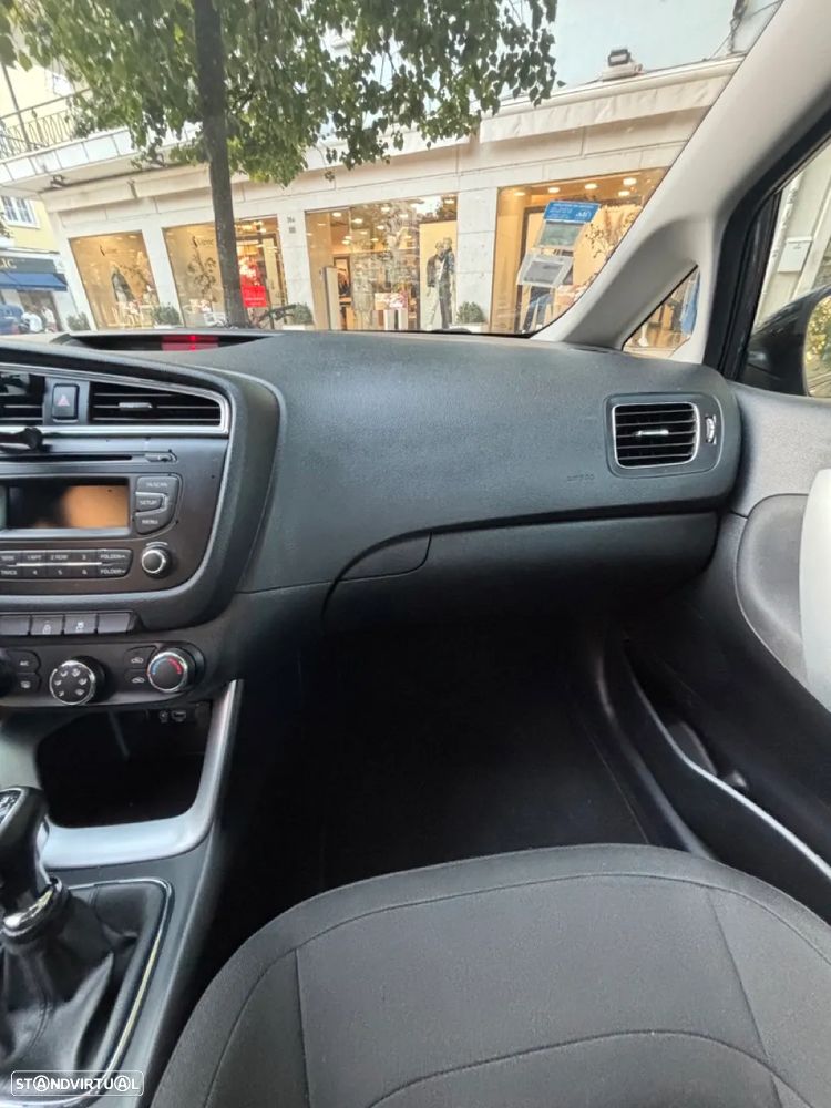 Kia Ceed SW - 11