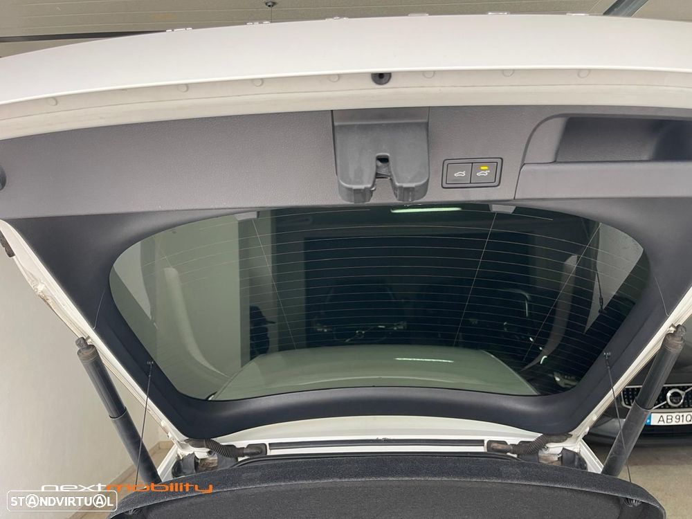 VW Arteon 2.0 TDI Elegance DSG 4Motion - 23