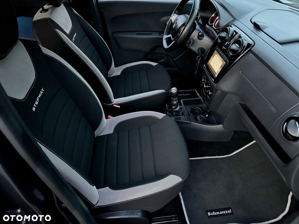 Dacia Lodgy Blue dCi 115 (7-Sitzer) Stepway - 12