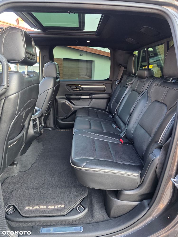 RAM 1500 Crew Cab Shortbed Limited - 26