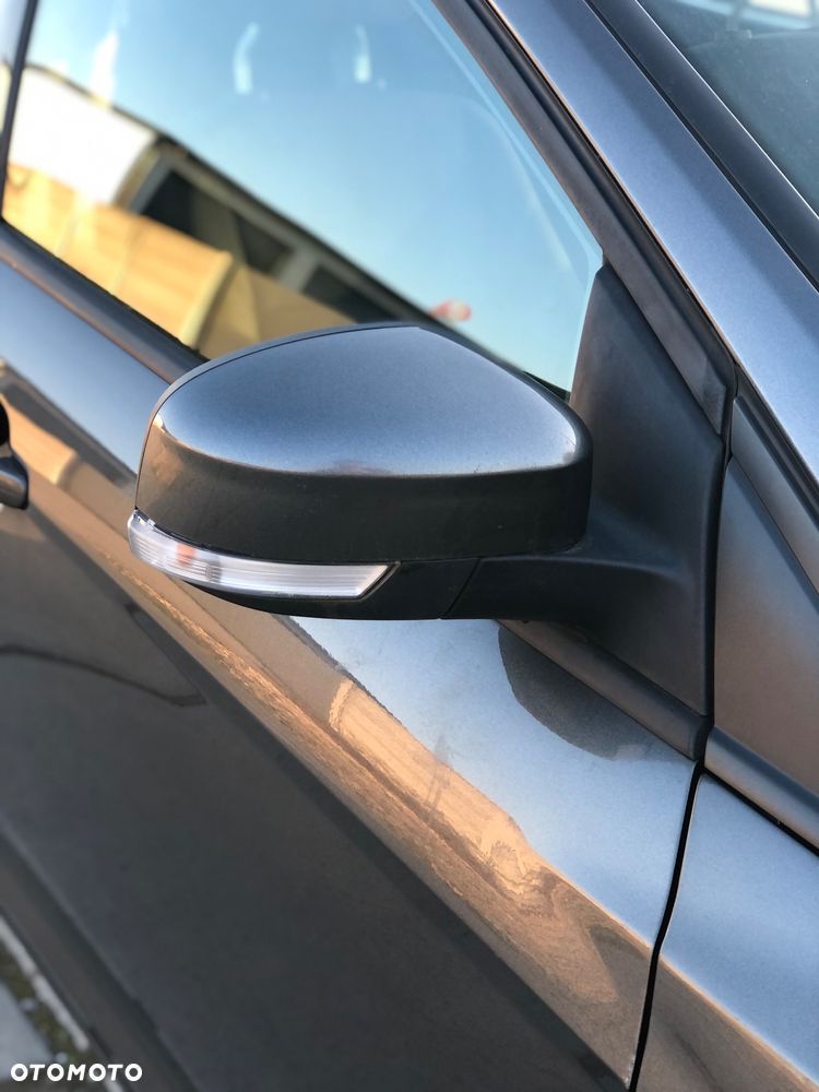 Ford Focus 1.5 EcoBlue STart-Stopp-System TITANIUM X - 19