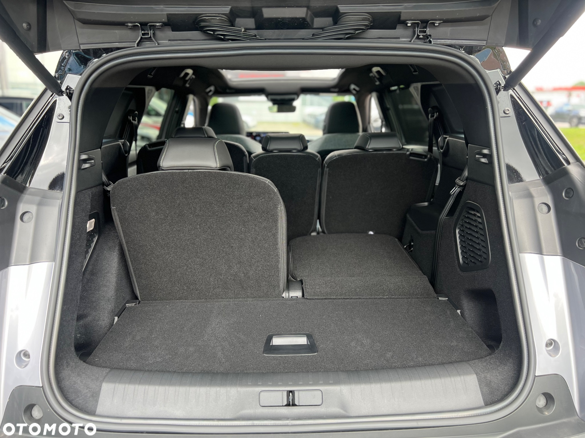 Peugeot 5008 1.2 PureTech mHEV GT S&S e-DCS6 - 22
