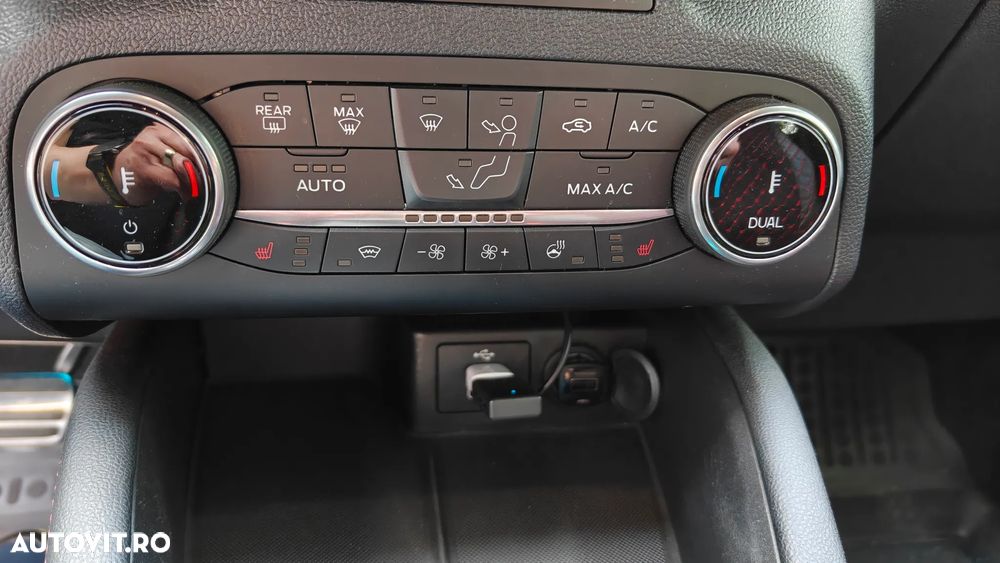 Ford Kuga 2.5 Duratec PHEV ST Line X Graphite Tech - 19