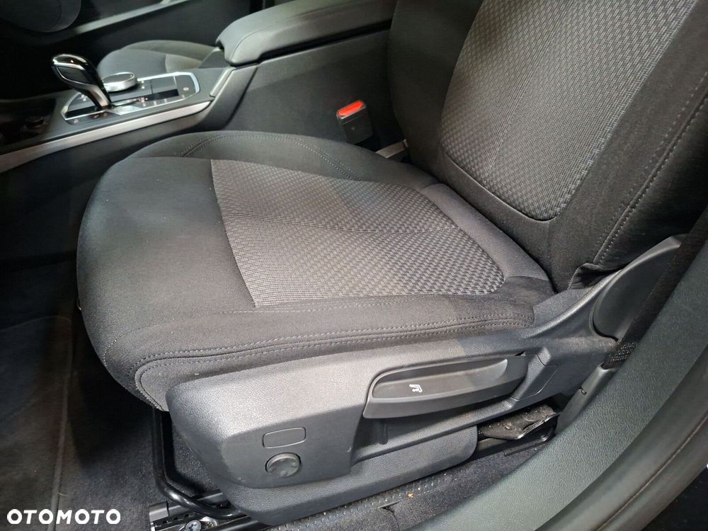 BMW Seria 1 118i Advantage - 14