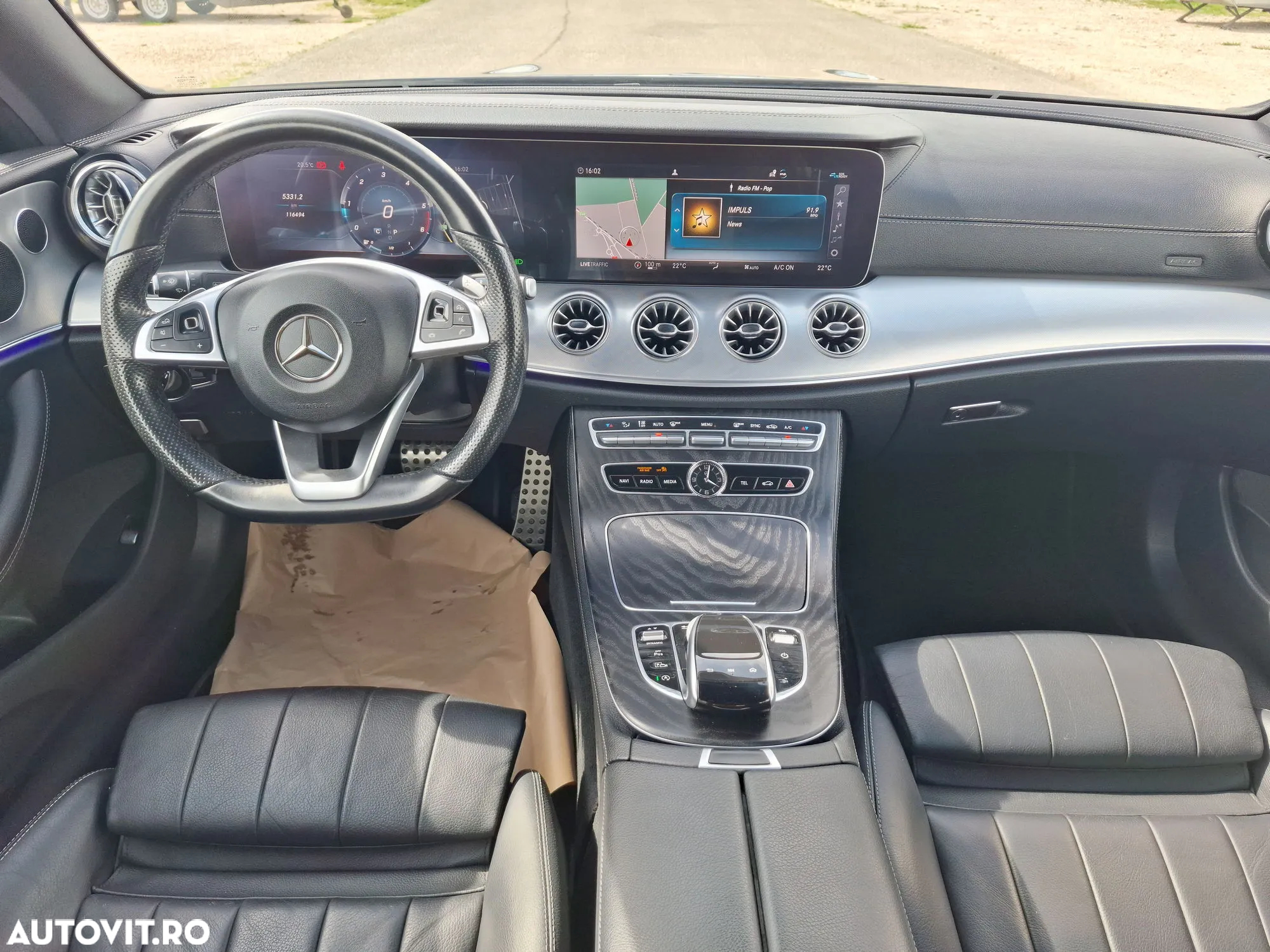 Mercedes-Benz E 220 d 4MATIC Coupe Aut. - 12
