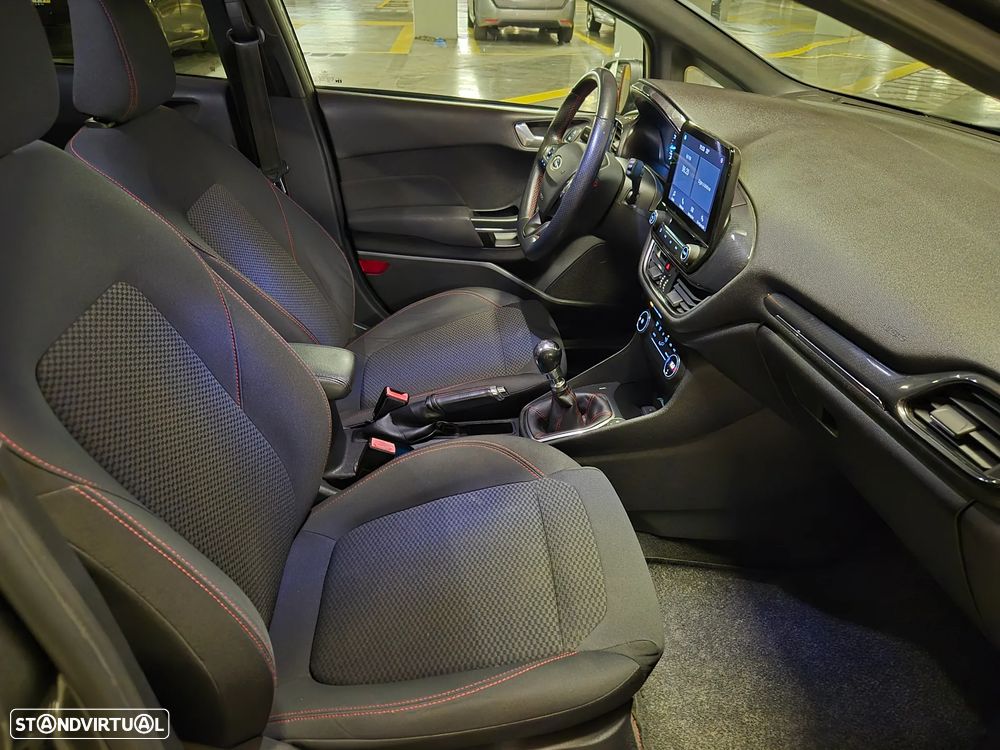 Ford Fiesta 1.0 EcoBoost ST-Line - 37