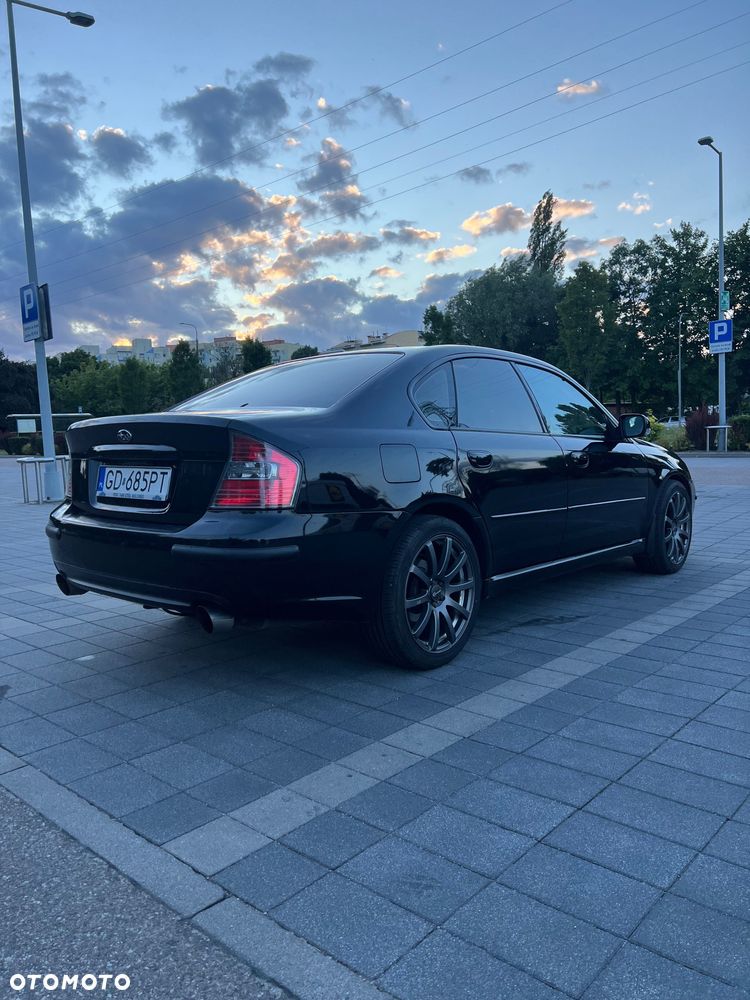 Subaru Legacy - 6