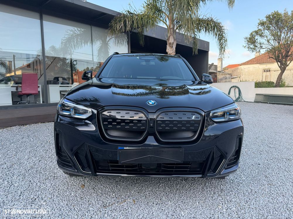 BMW iX3 M Sport Impressive - 3