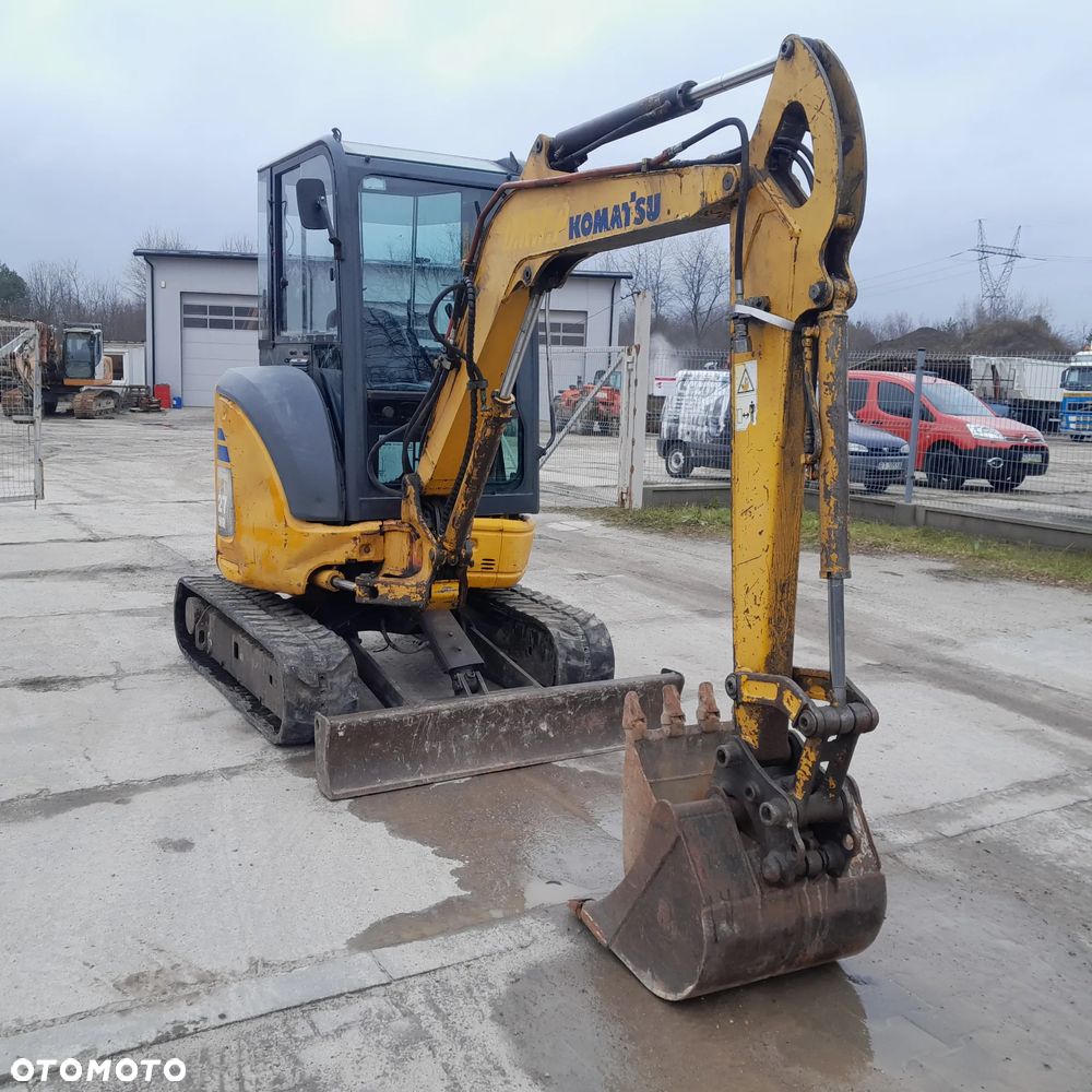 Komatsu PC 27 MR - 3