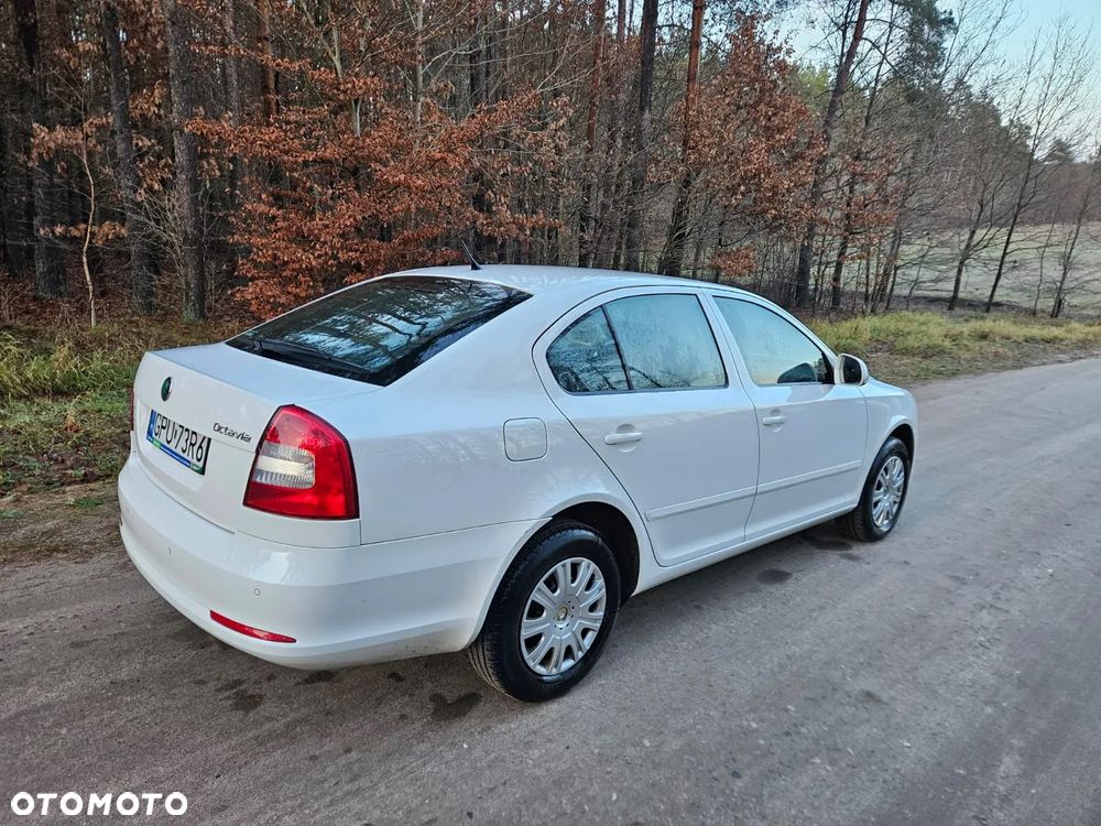 Skoda Octavia 1.6 TDI Active DSG - 5
