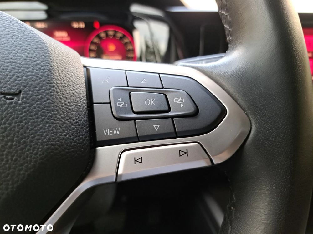 Volkswagen Golf - 18