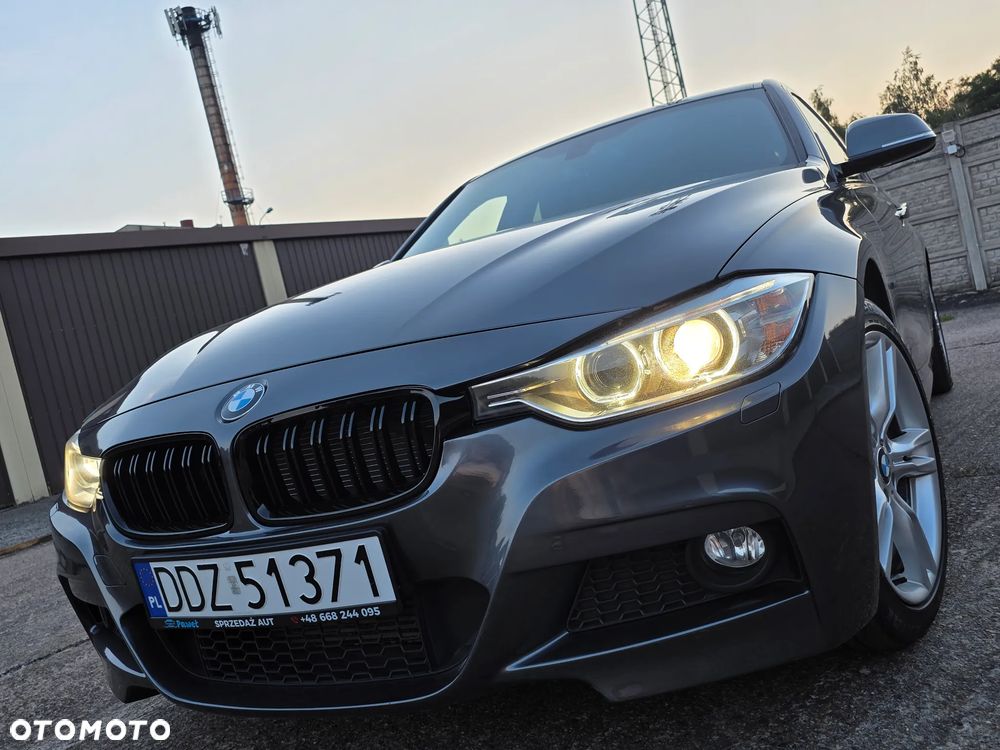 BMW Seria 3 318d DPF Edition Sport - 37