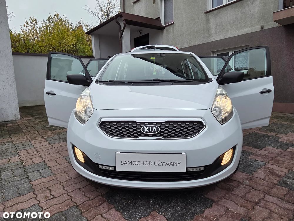 Kia Venga - 34