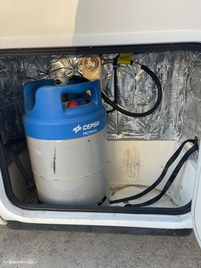 Fleurette Le Grebe Chassis Alko cama francesa - 41